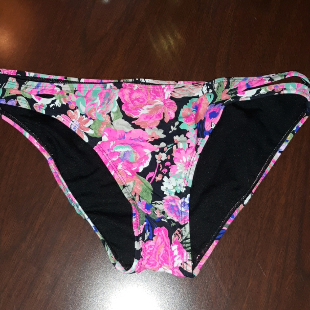 Bikini bottoms